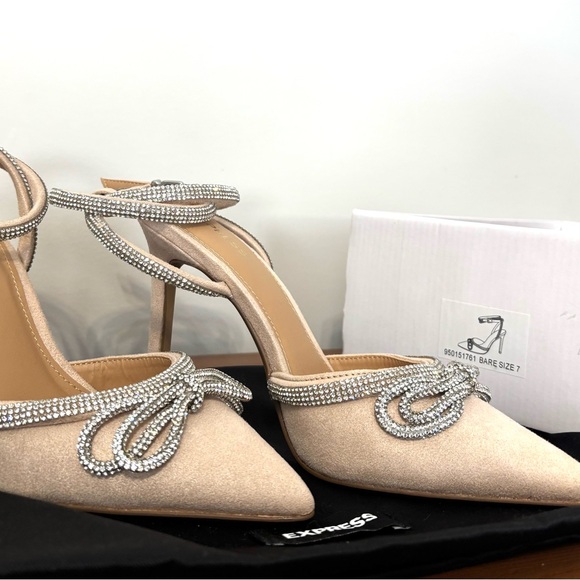 Express Women's Nude Heels with Rhinestone Bow Detail - Picture 6 of 7